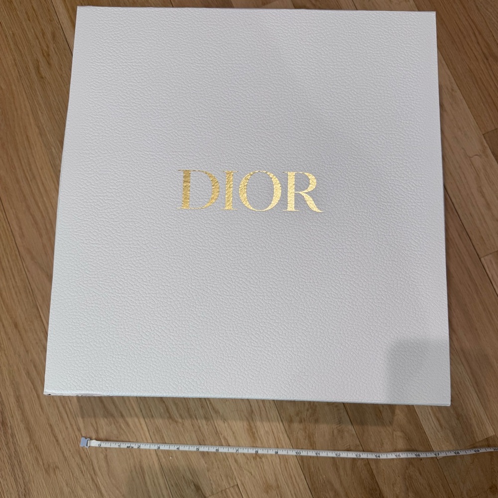 Large Dior Box